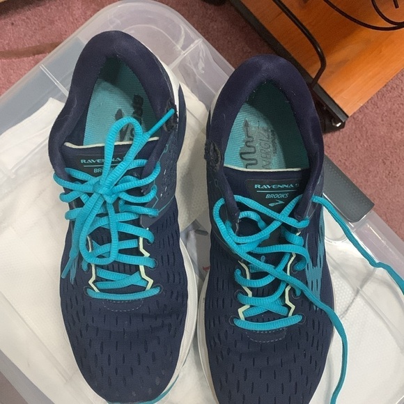 Ravenna sneakers, lace up runners - Picture 3 of 7